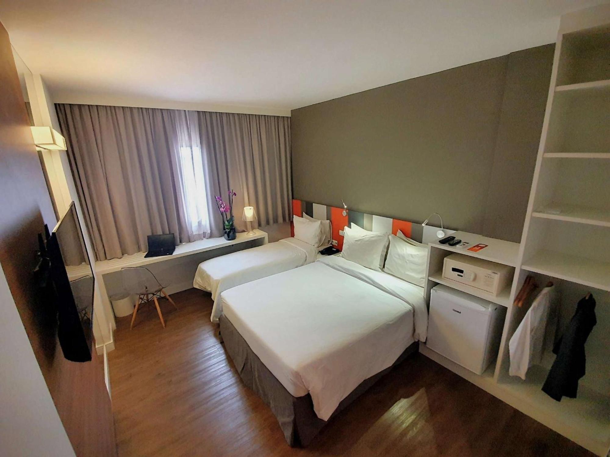 Luxury Superior Triple 1 Double Bed 1 Single Bed,1220660290:JPEG